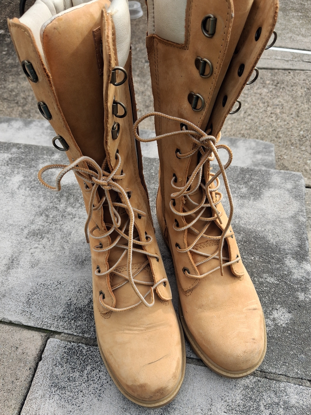 Timberland Kids Tall Lace-Up Boots in Tan Nubuck
